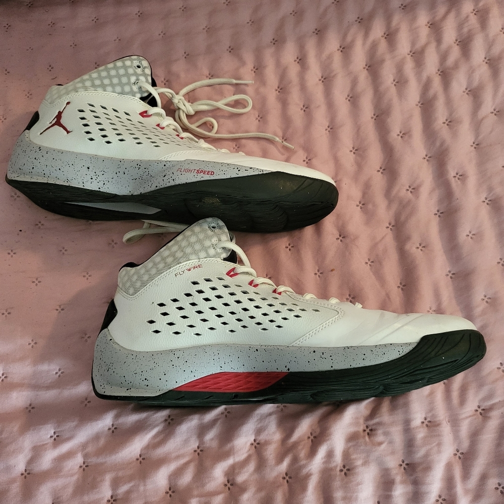 Shoes - Picture 3 of 3